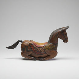 Hand-Carved Vintage Style Wooden Sitting Horse Decor