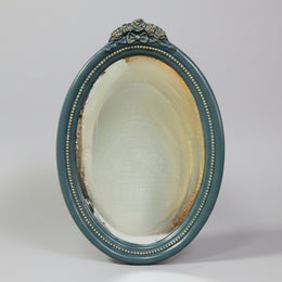 Timeless Antique-Style Oval Wall Mirror with Rose Crest